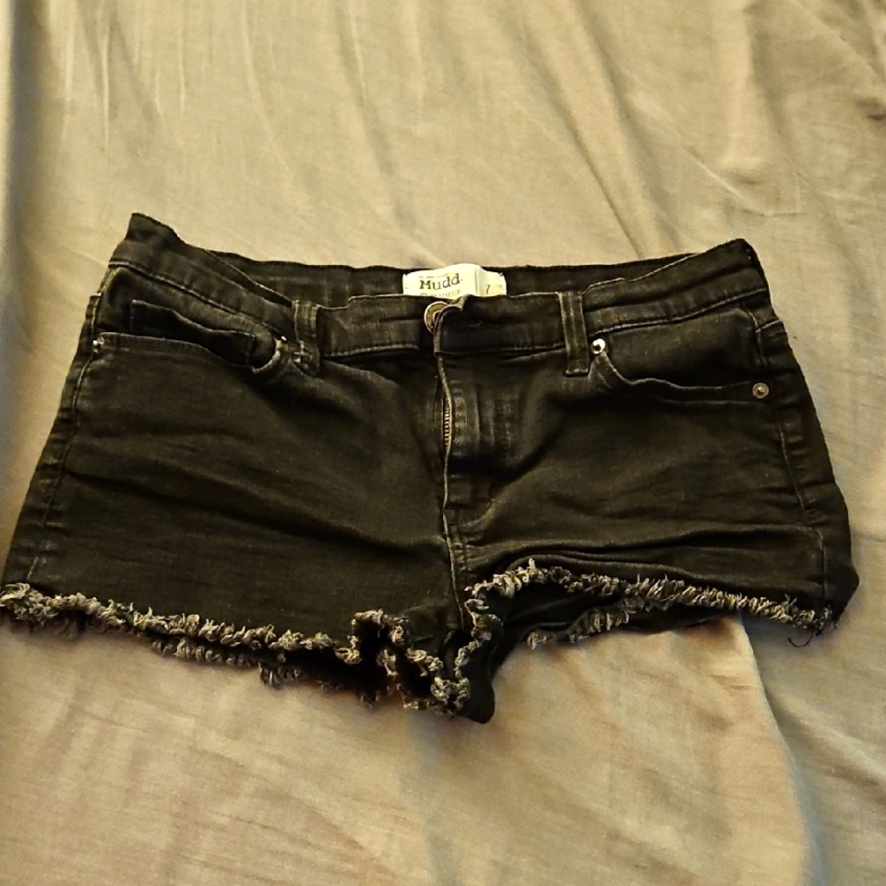 Size 7 Mudd Jeans Black Denim‎ Women Shorts